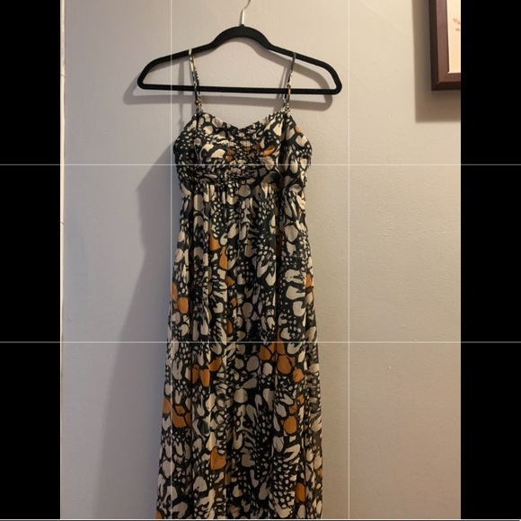 Dress: long - Picture 4 of 7